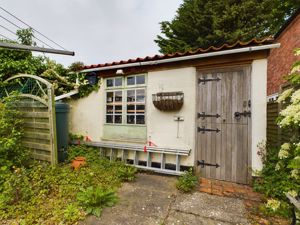Outbuilding- click for photo gallery